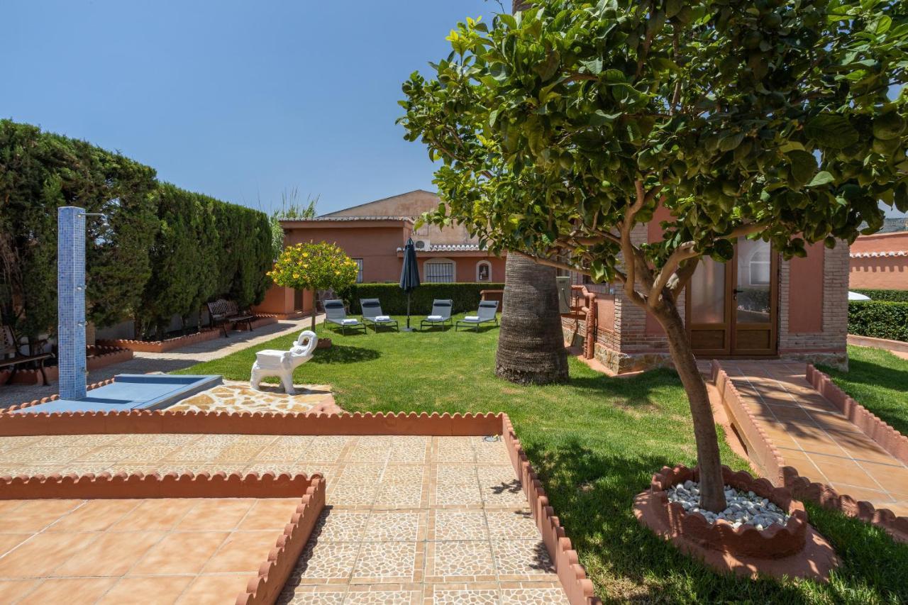 Villa Torres Мотриль Экстерьер фото