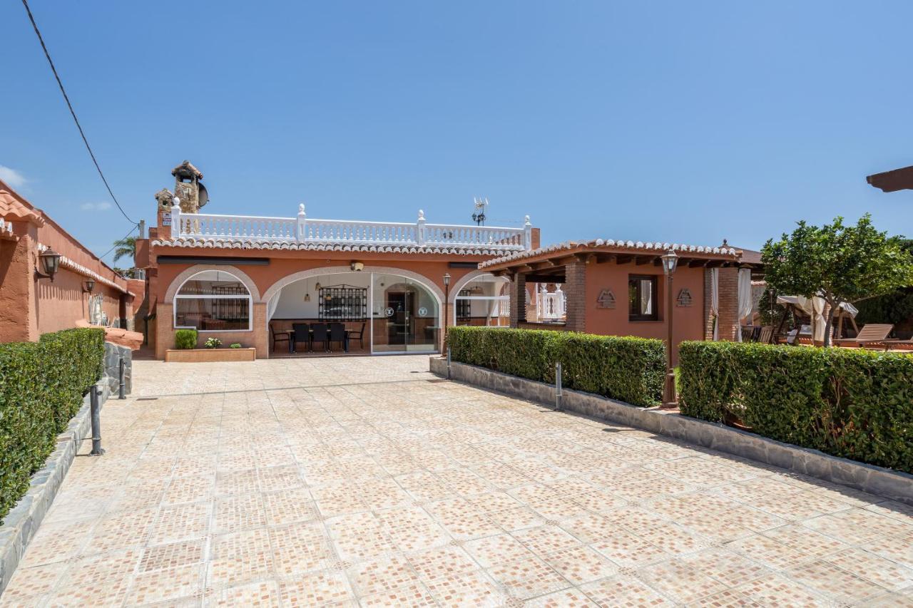Villa Torres Мотриль Экстерьер фото