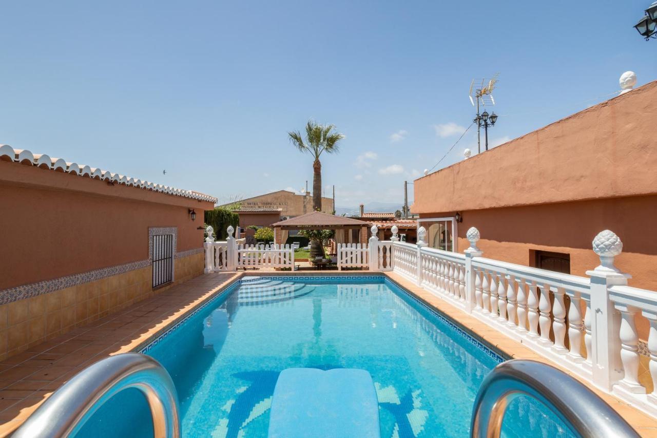 Villa Torres Мотриль Экстерьер фото